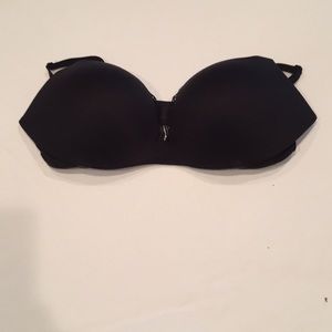 Victoria’s Secret Plunge Bra 32D